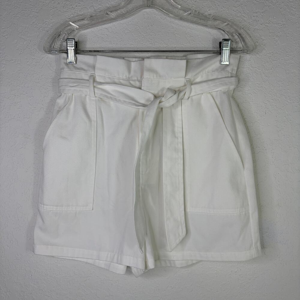 BB Dakota Steve Madden white paper waist shorts size S, cotton blend, casual